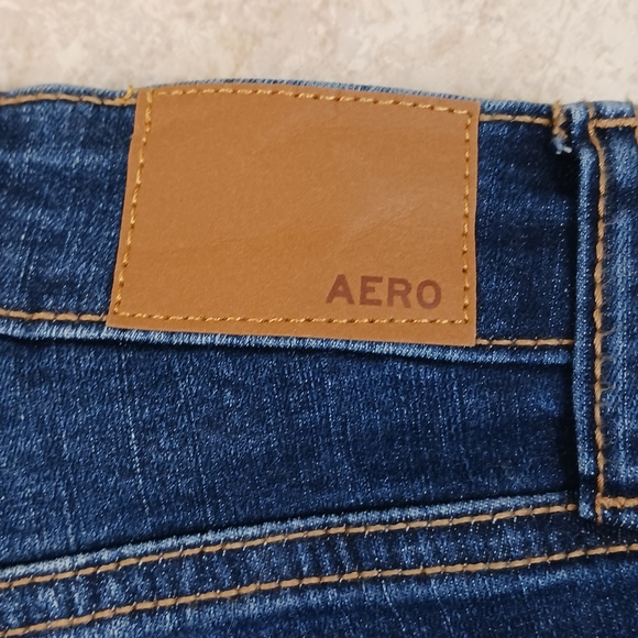 AERO Jean Shorts Size 4 - Picture 6 of 10